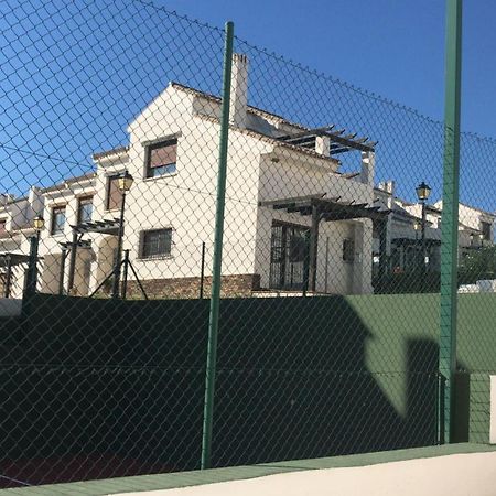Villa Sierra El Retiro Sevilla Exterior foto